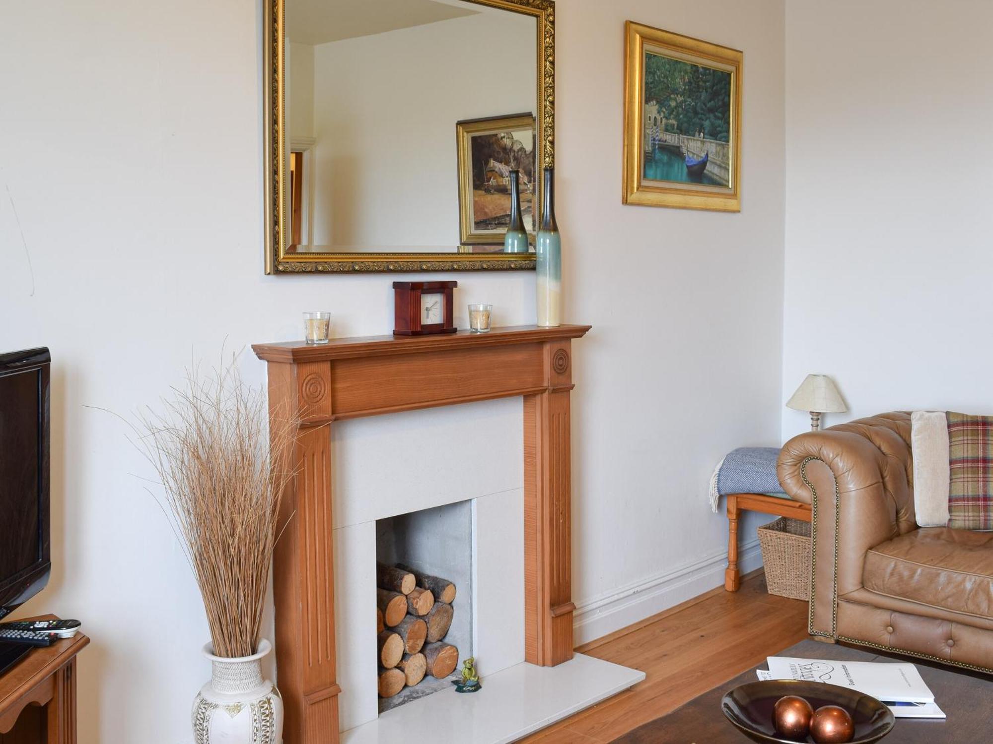 Lake View Apartment Bowness-on-Windermere Bagian luar foto