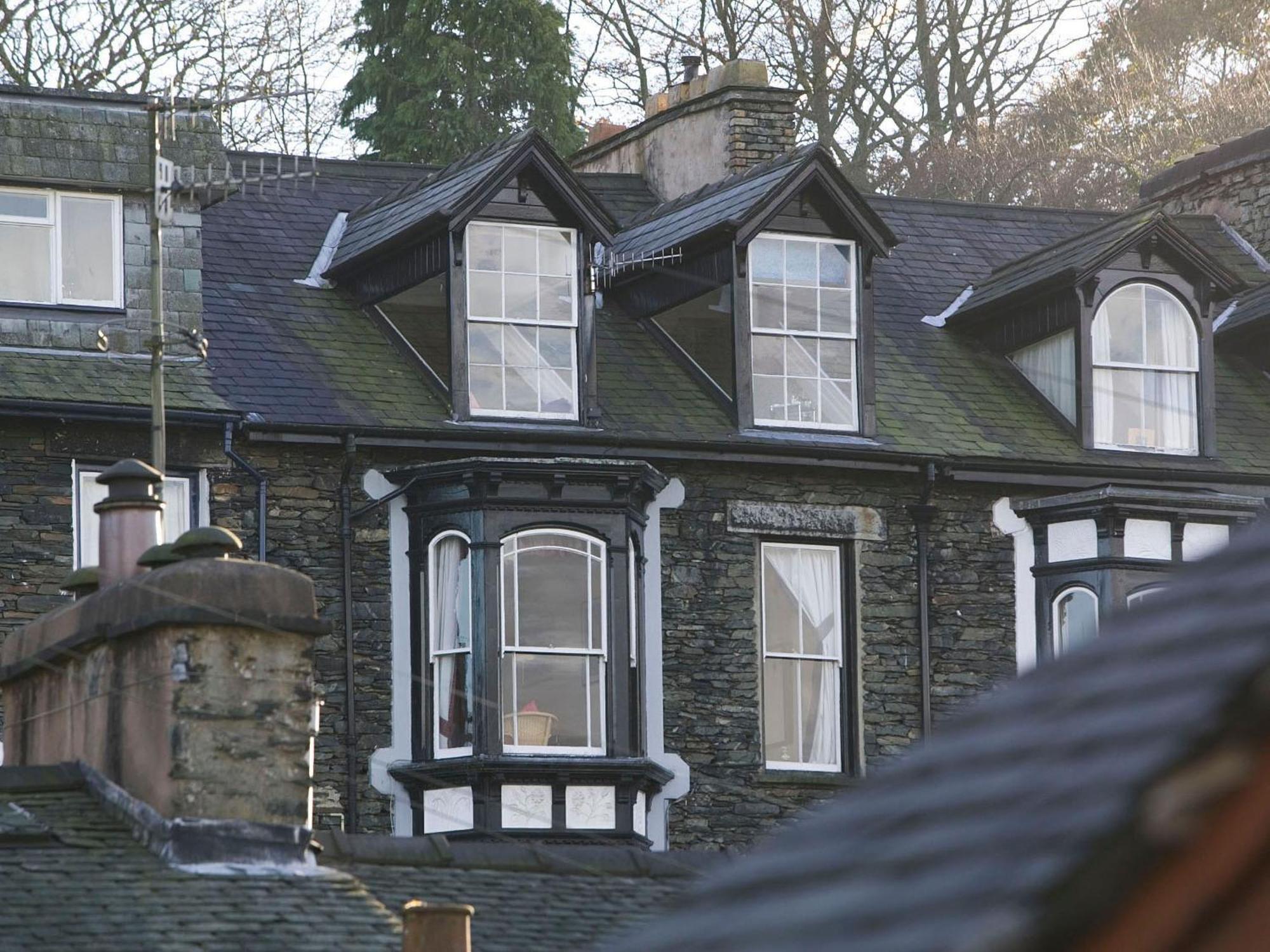 Lake View Apartment Bowness-on-Windermere Bagian luar foto
